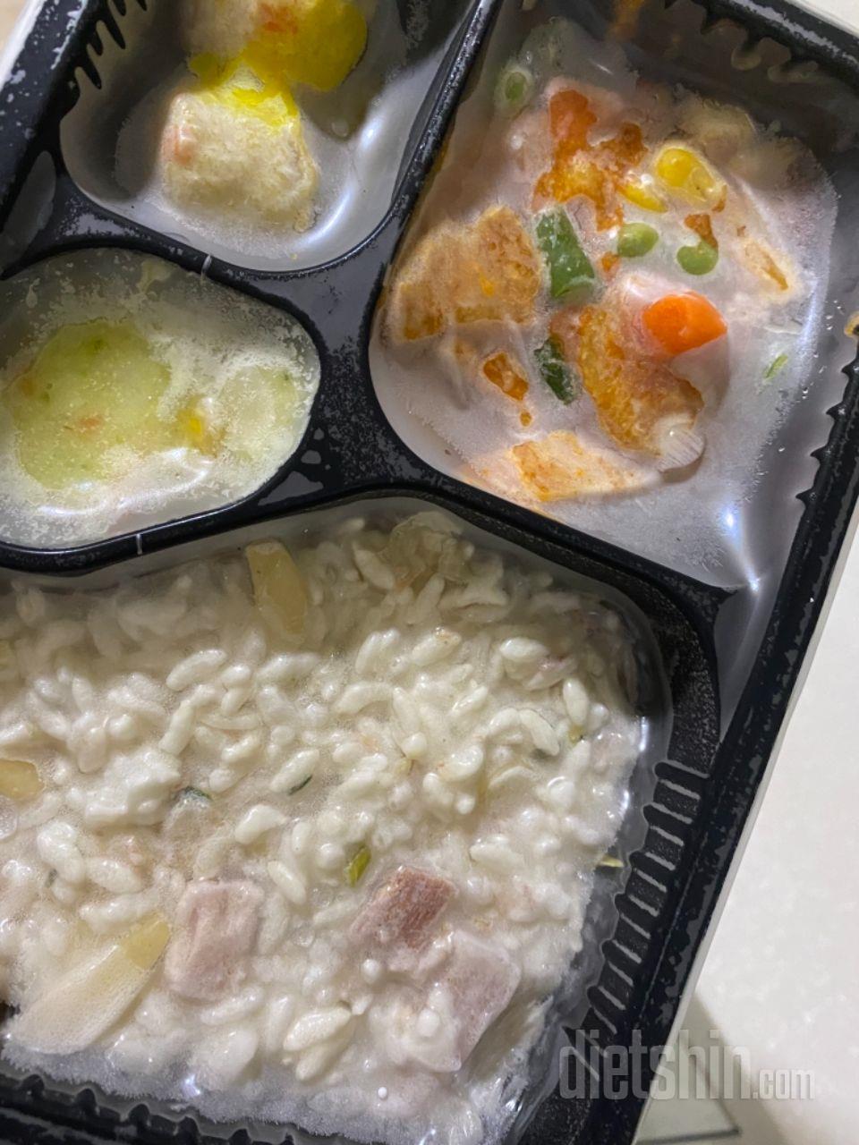항상잘먹고있습니다
코시국에 점심밖에서