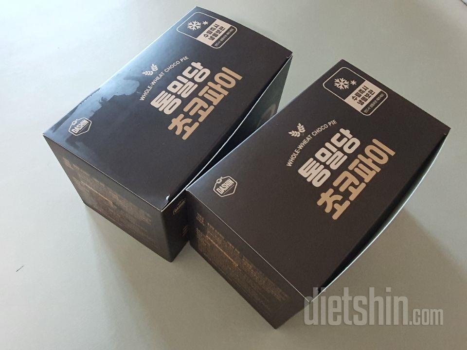 너무나 맛난 초코파이에요.
살찔까봐