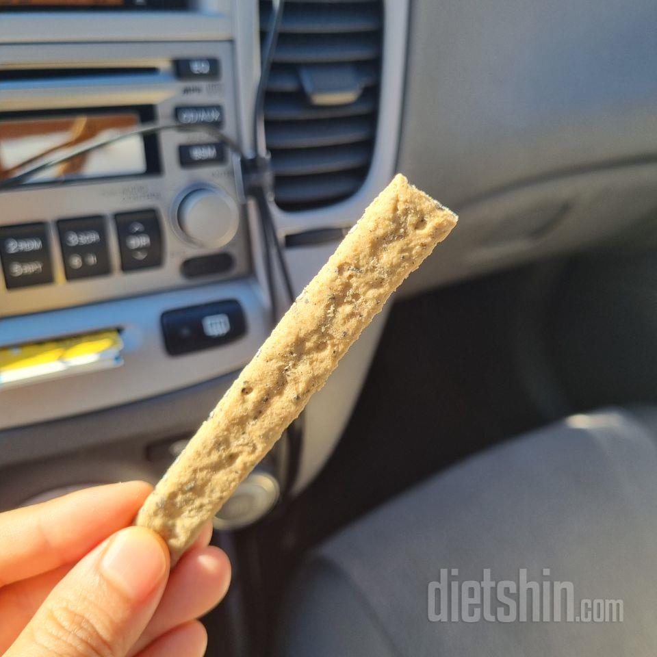 올리브영에서 하나둘씩 단백칩 사먹다가