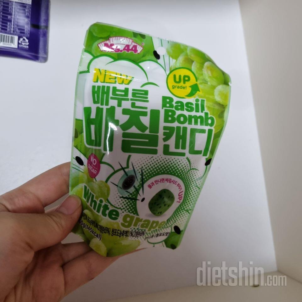 4개 이상 먹으면 좀 더부룩한 느낌이