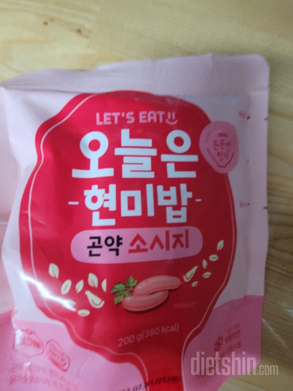 일단 곤약소세지 먹어봤어요
맛있어요