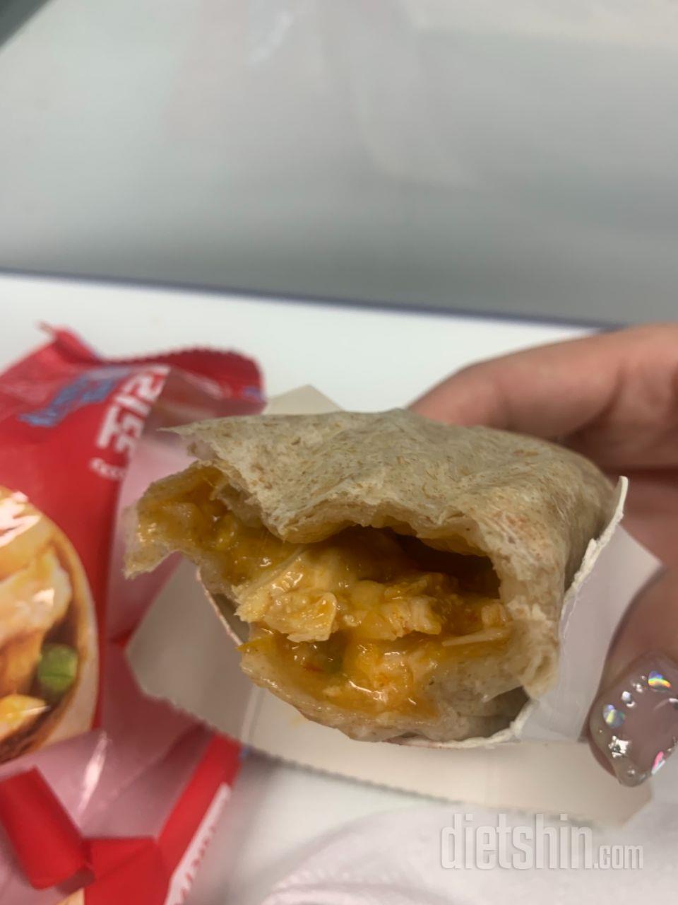 한끼로는 양이 살짝 부족하지만 맛있어