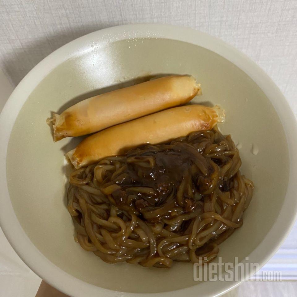 귀리짜장, 녹차비빔 두가지 맛으로 구