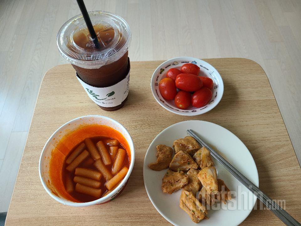 배송은 좀 걸렸는데 생각보다 맛있어요