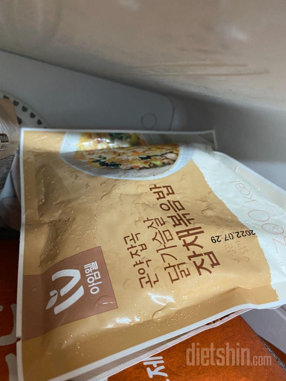 빠른 배송 만족 합니다.
아직 시식전