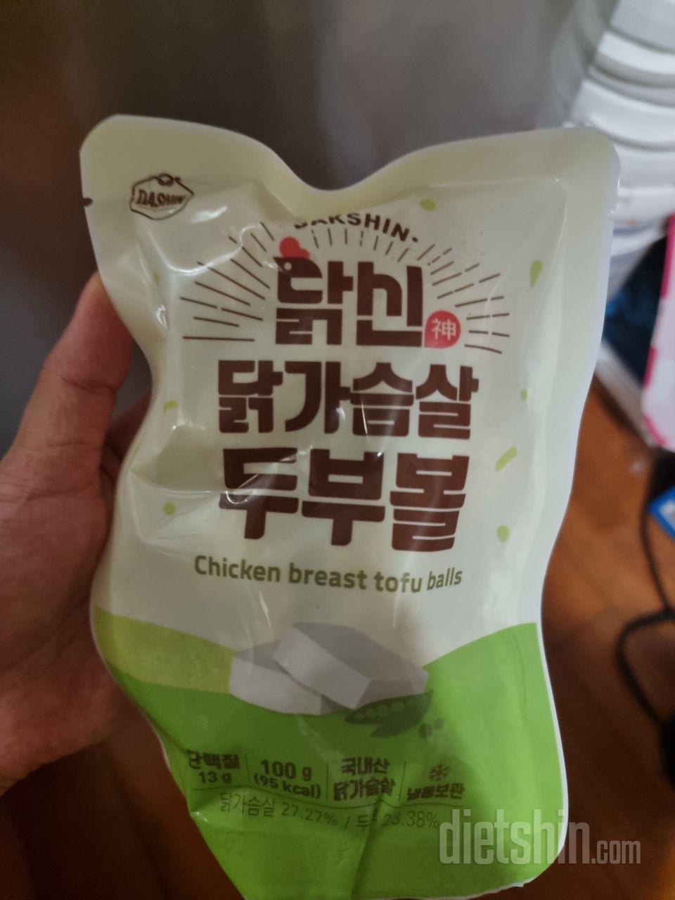 식감이 어묵 먹는 거 같아요. 안 쫄