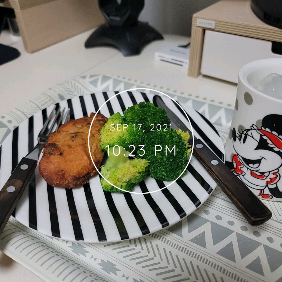 09월 17일( 야식 141kcal)