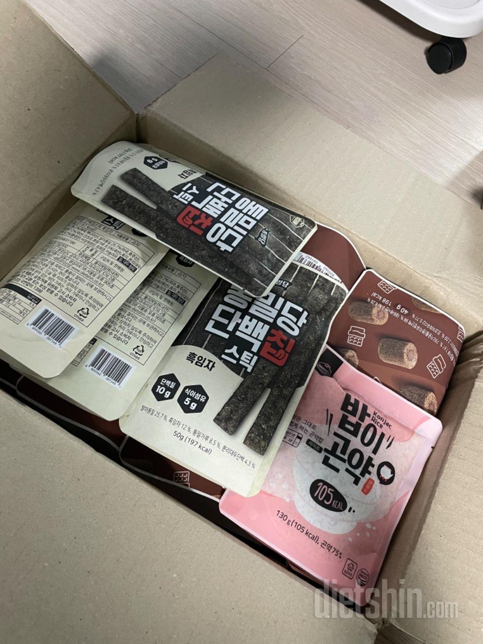 다이어트 중이라 탄수가 낮아서 시켜봤