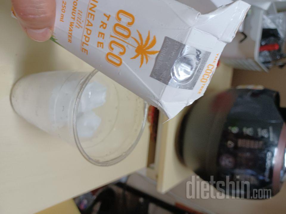 사실 첨 접하는 맛이라  선듯 안당기
