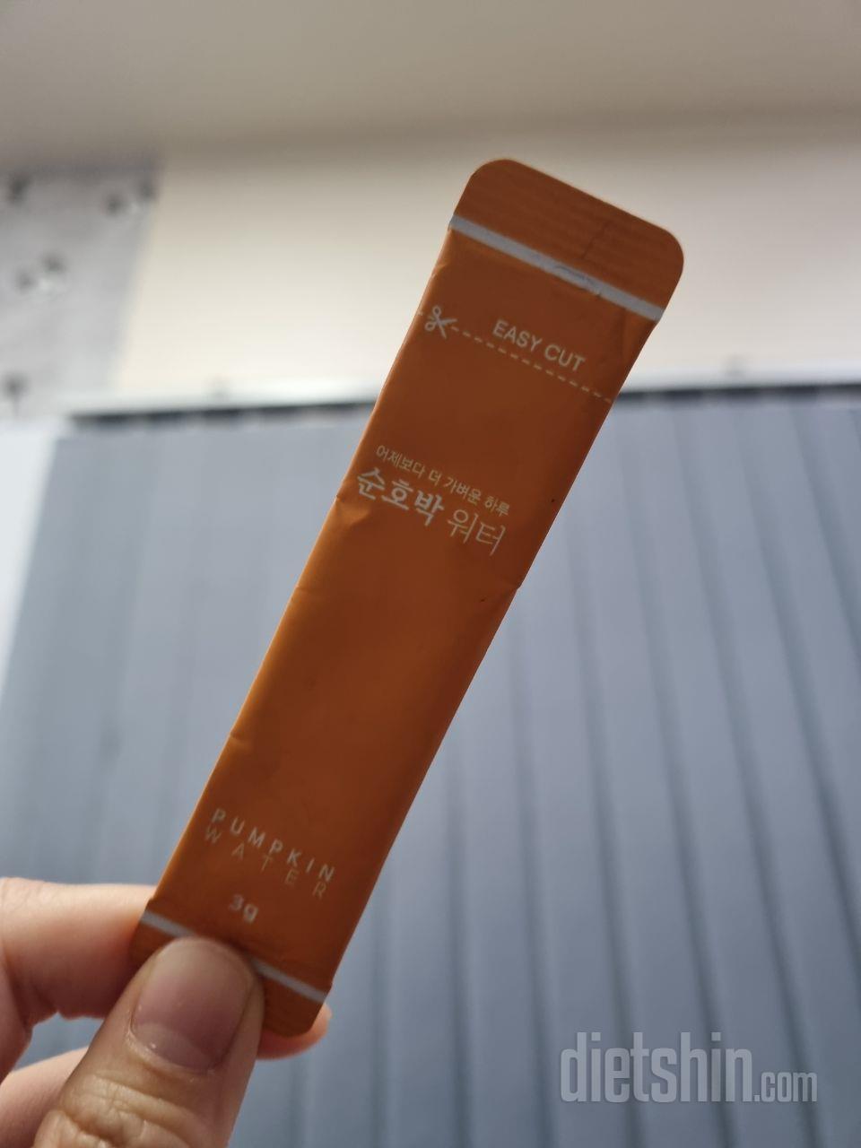 찬물에도 잘 녹고 먹기 편하고 스틱포
