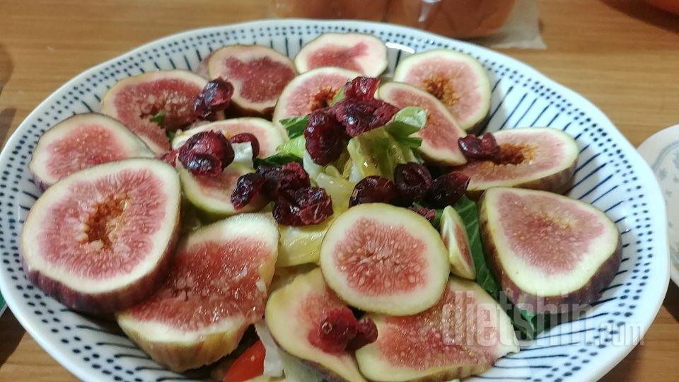 토핑 올려서 맛있게 잘먹었습니다.