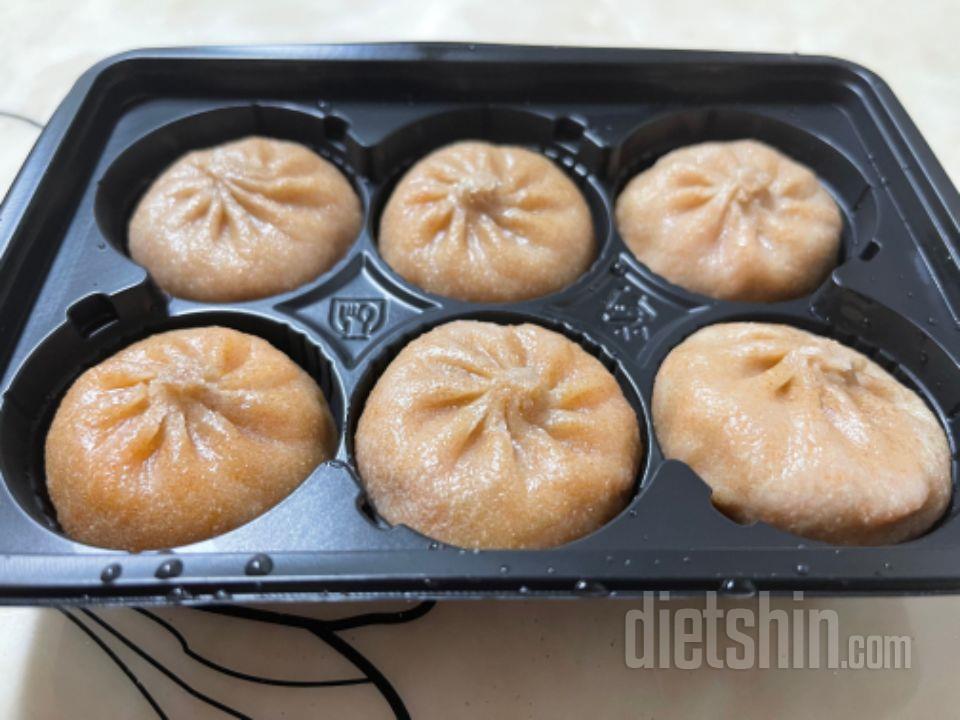 첫 구매. 만족!
고기와 김치 둘 다