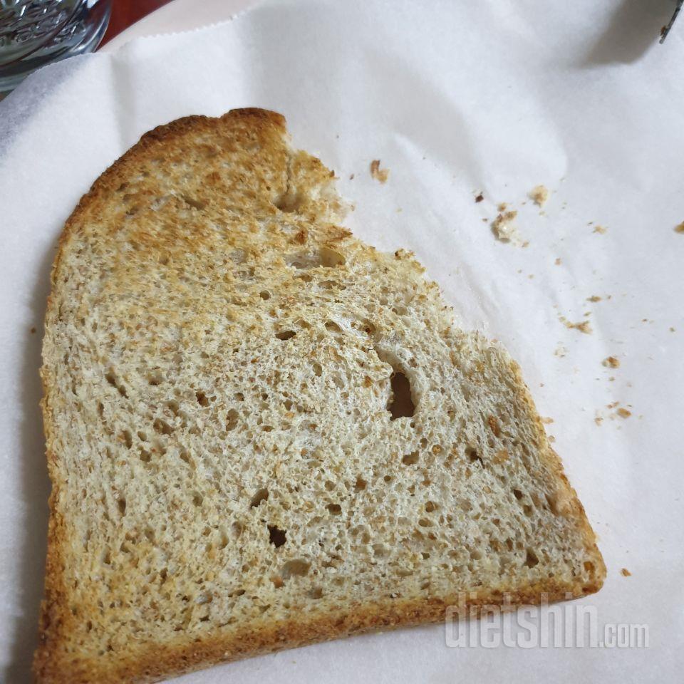 통밀식빵도 통밀배합이 아닌 정말 통곡