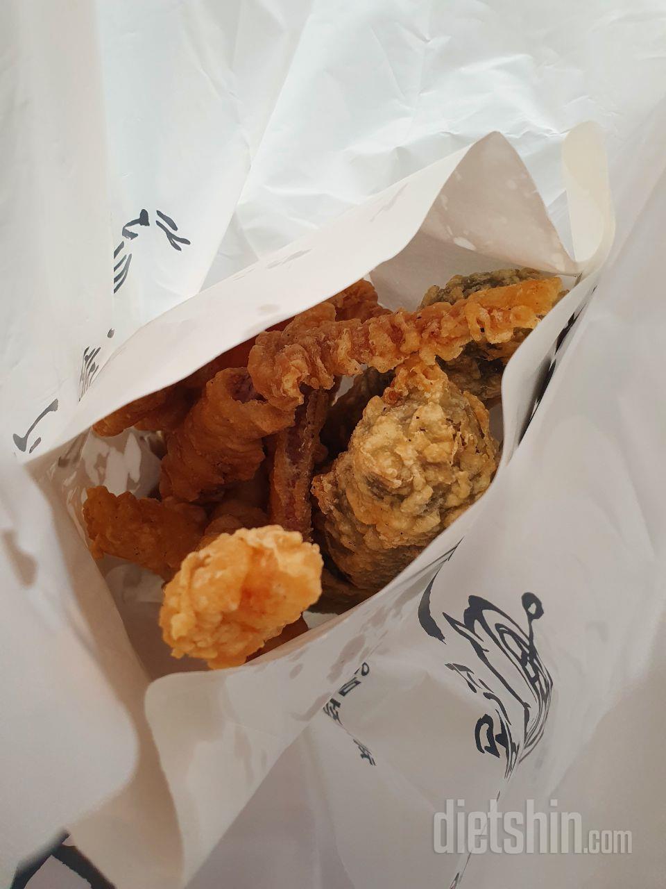 맛있어요
저렴하게 잘 샀습니다 굿