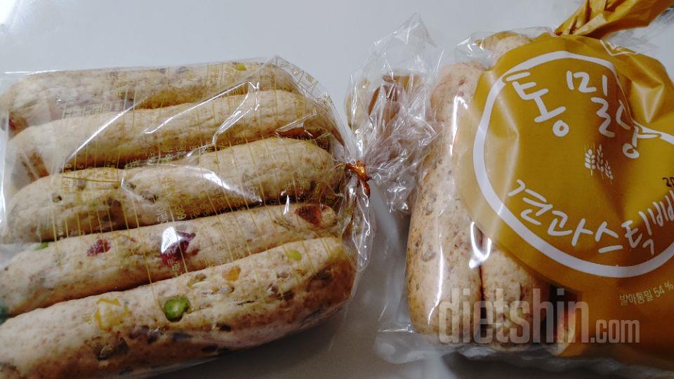 말랑말랑 구수하고 맛있어요. 그냥먹어