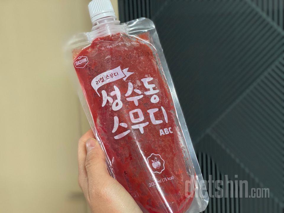 배송이 완전 신속했어요
아직 먹어보지
