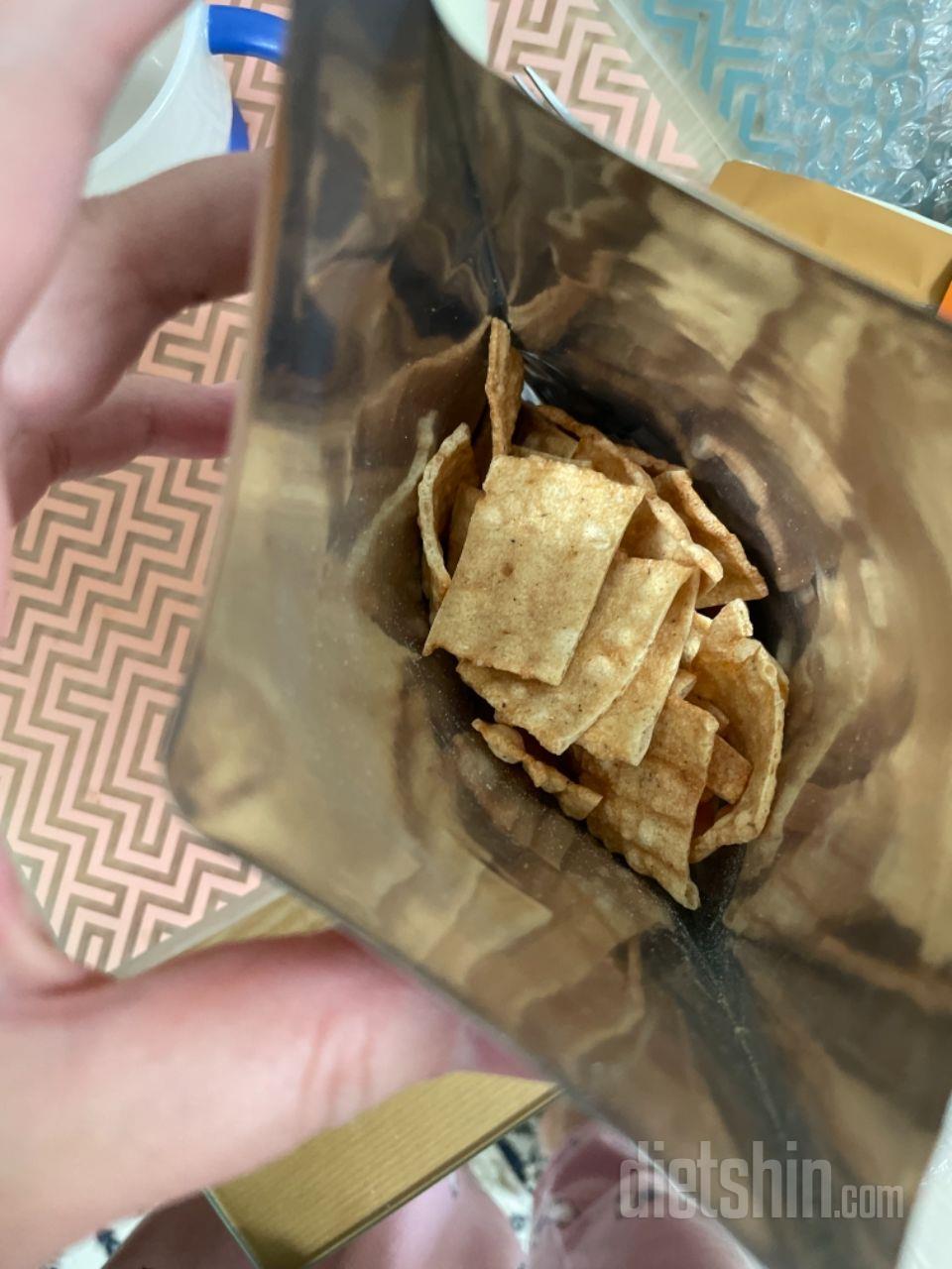 쥐포 튀김 맛이네요!! 맛있어요