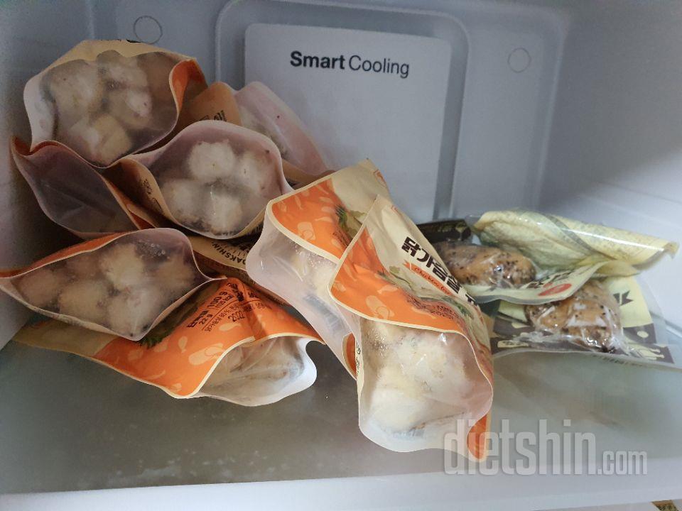 맛이 담백하고 맛있어요 촉촉한거보다