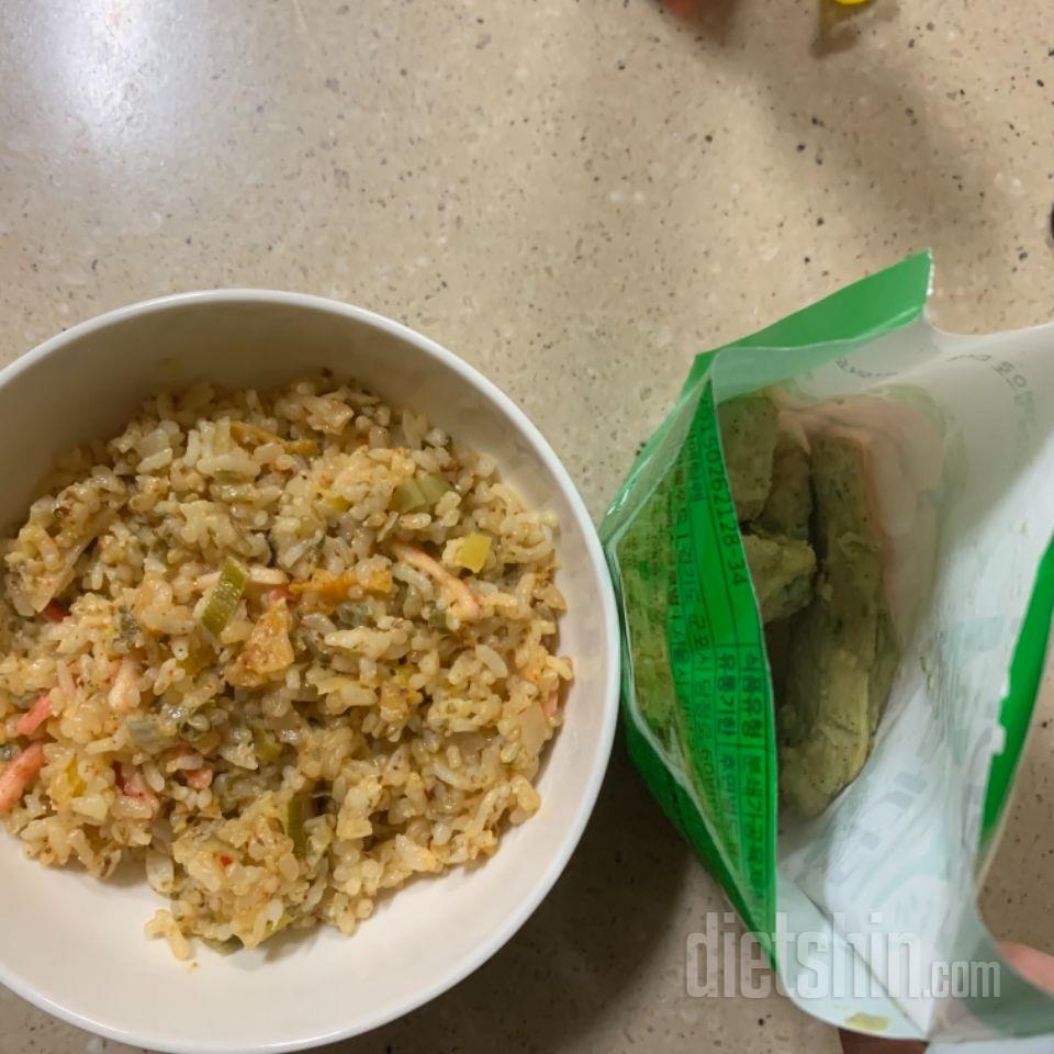 파닭과 깐풍기맛을 먹어봤는데 파닭맛은