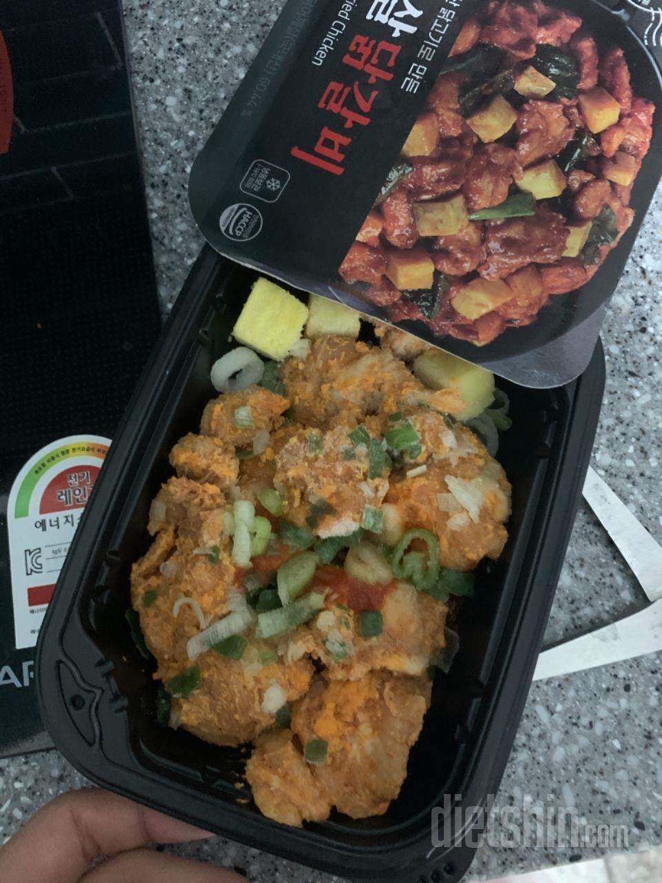 상품 하나가 랩핑이 안되어서 와서
배