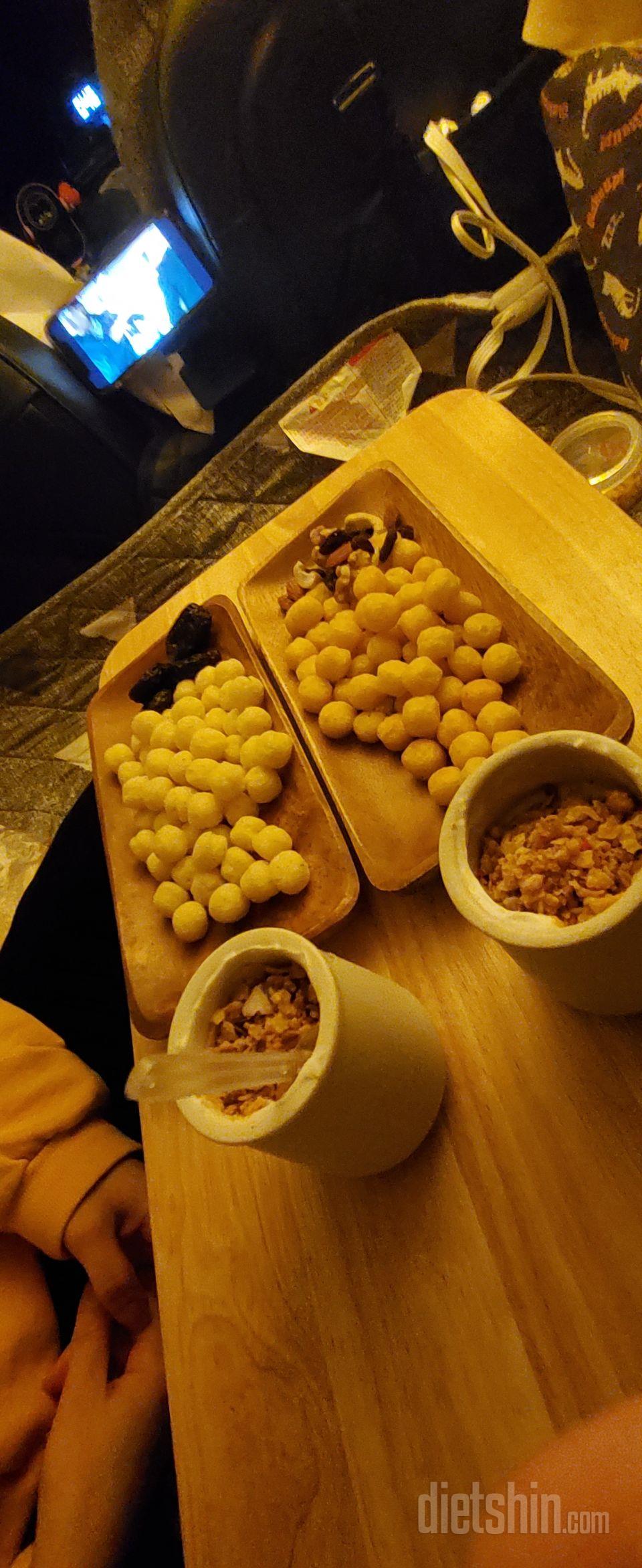 일단 매운맛이 젤 맛있고 그 담은 불