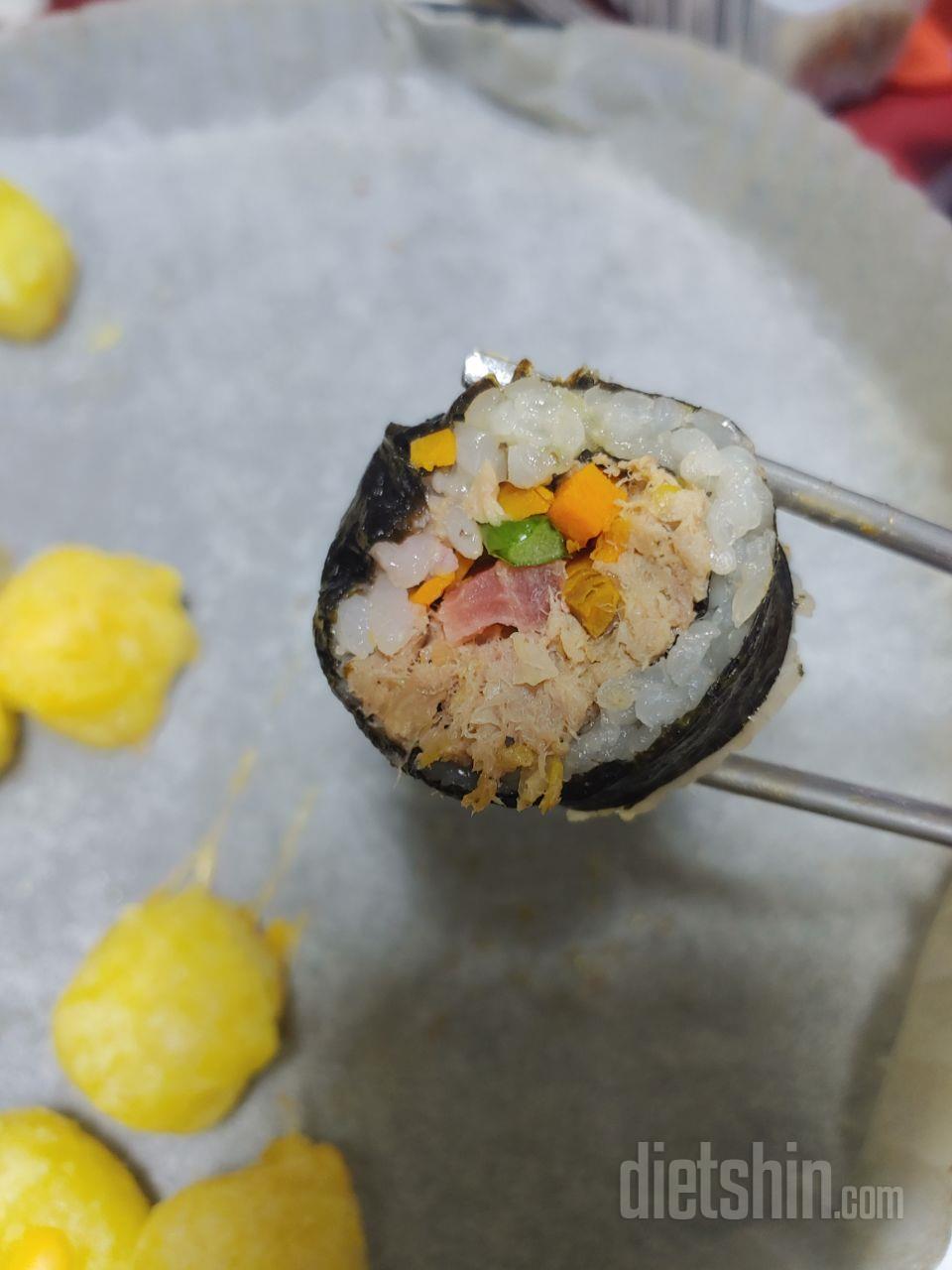 참치만 먹어봤어요 잘먹었습니다