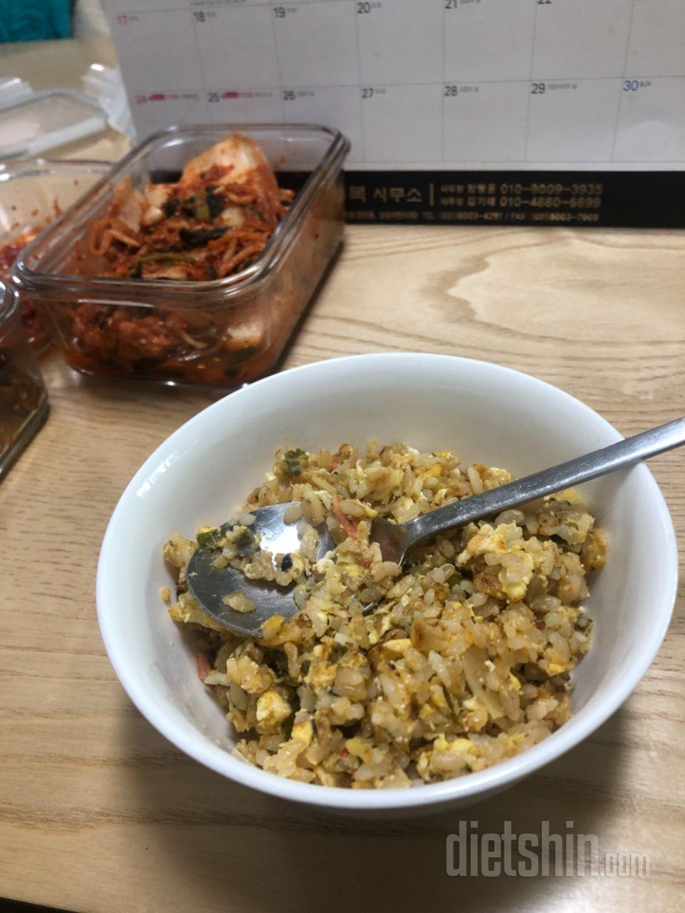 가족이랑 다같이 노나먹는중,, 삼삼하