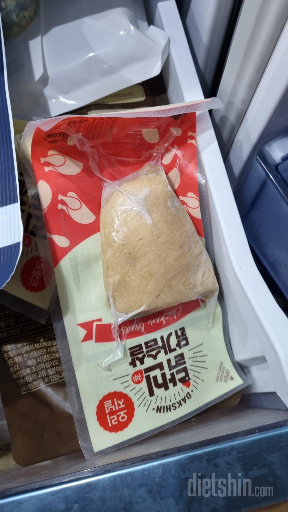 맛있어요
냉장고에 사서 쟁여두고 먹어