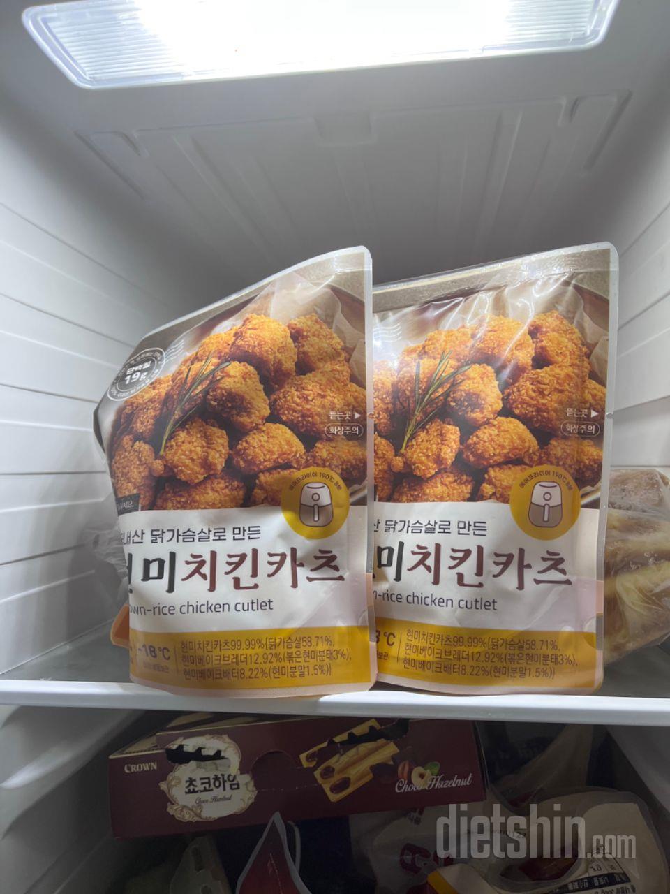 다신샵 치킨 시리즈는 다 먹어봤는데,