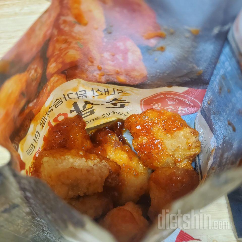 맛있어요 ㅎㅎㅎ
양념치킨은 칼로리가