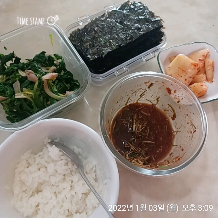 01월 03일( 점심식사 439kcal)