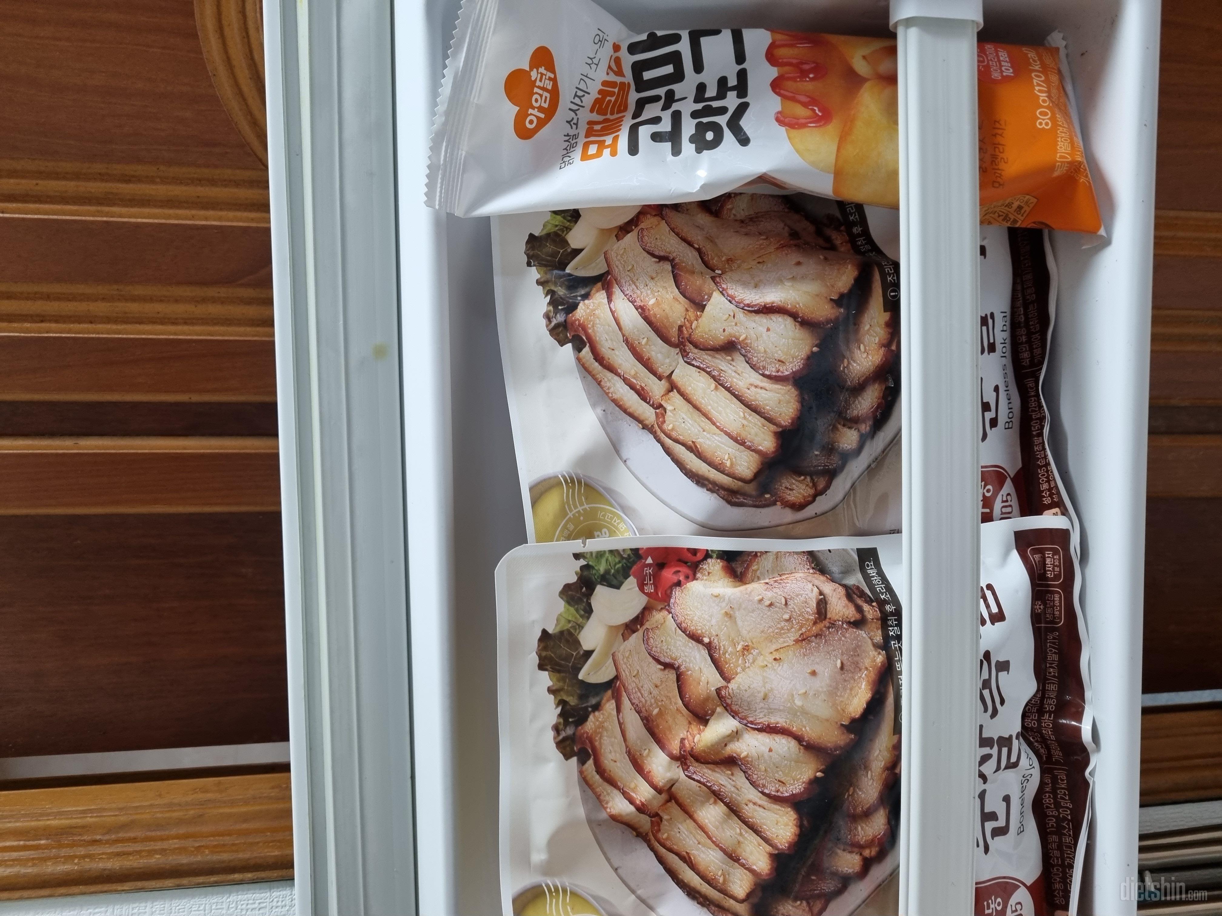 족발 좋아해서 후기 믿고 구매했어요!