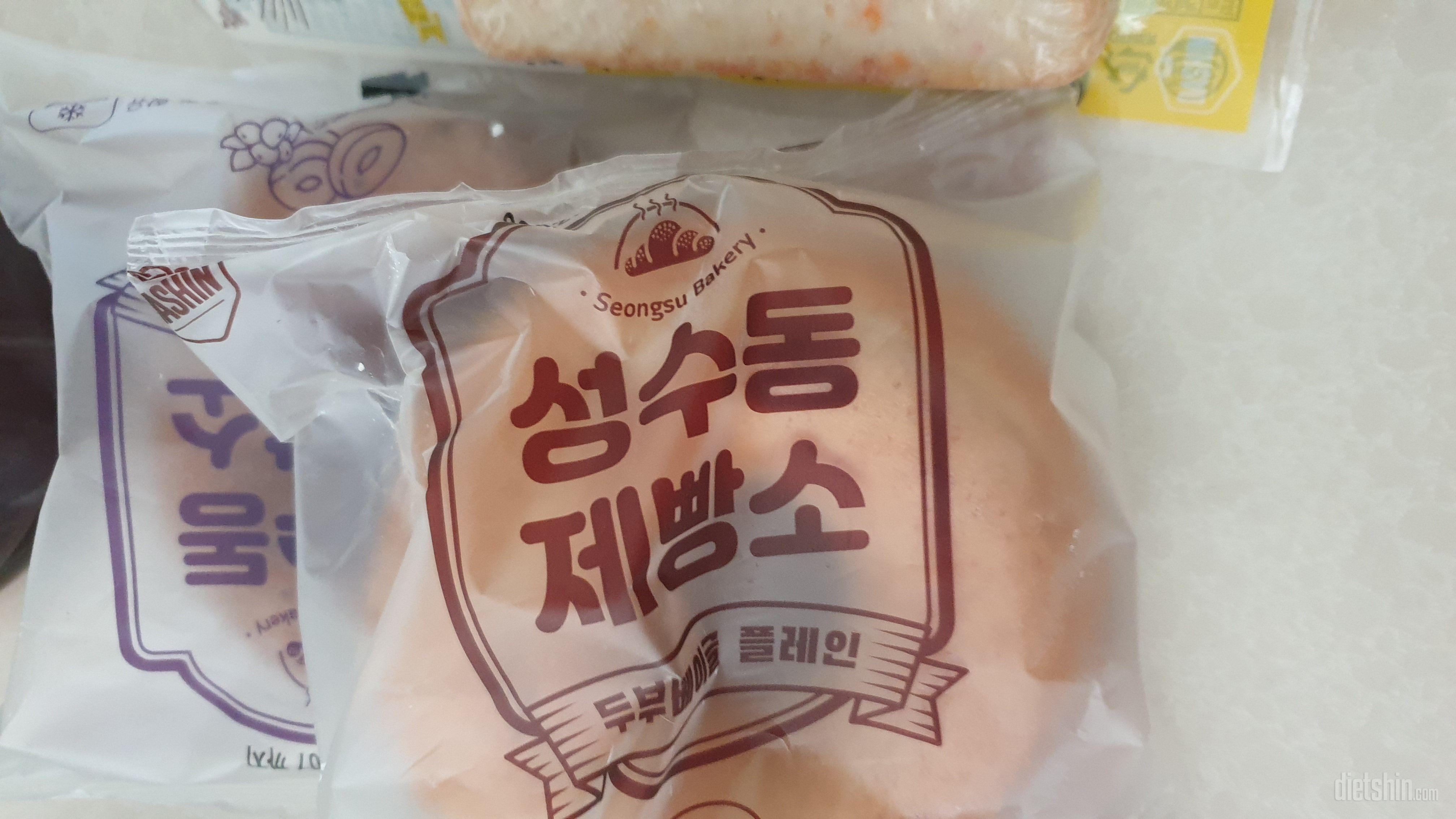 쫄깃하고   맛있어요
맛보기로 하나