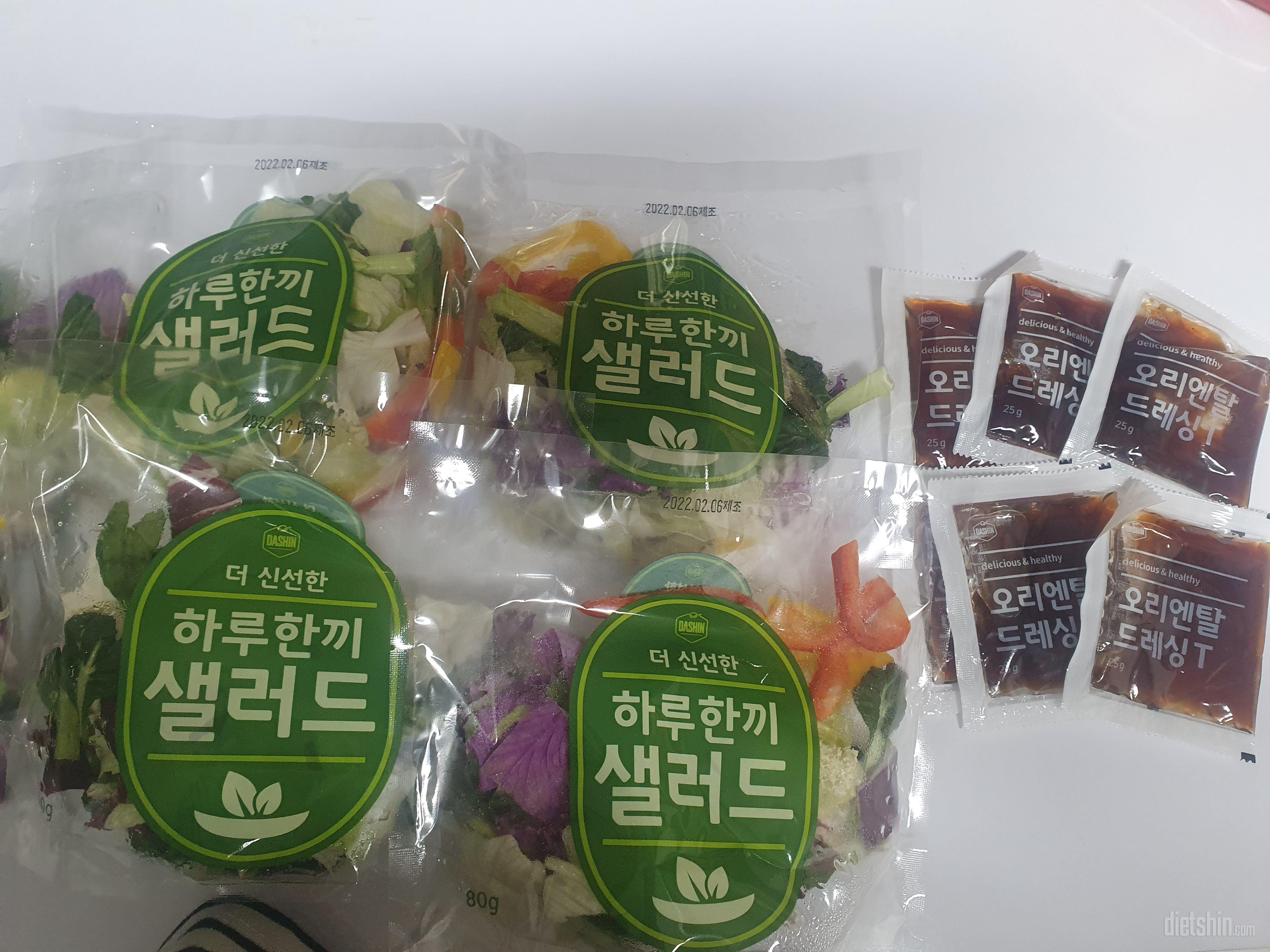 간편하고 소스도 오리엔탈이라 맛있어요