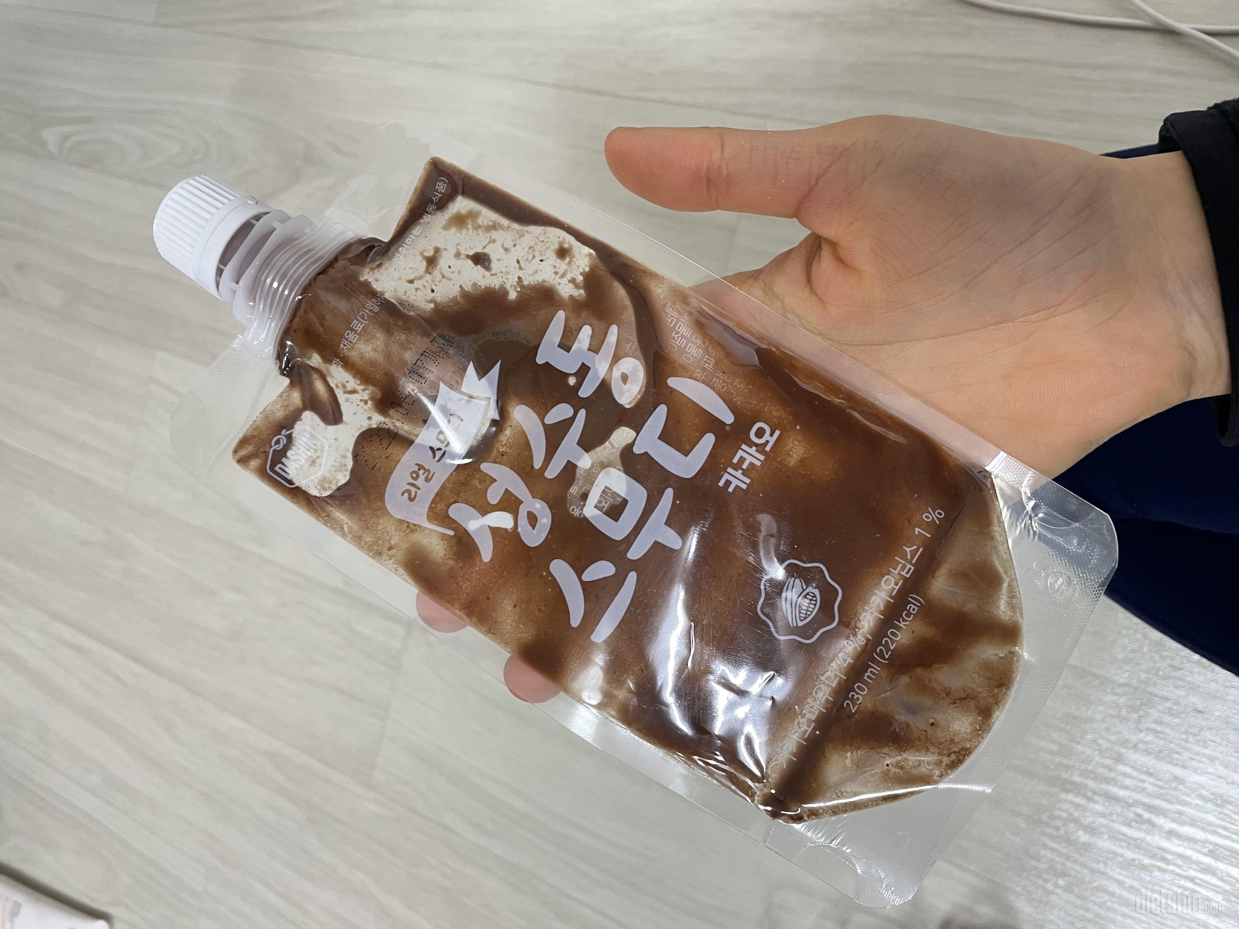 오늘 3일차로 암청 배고파요...
