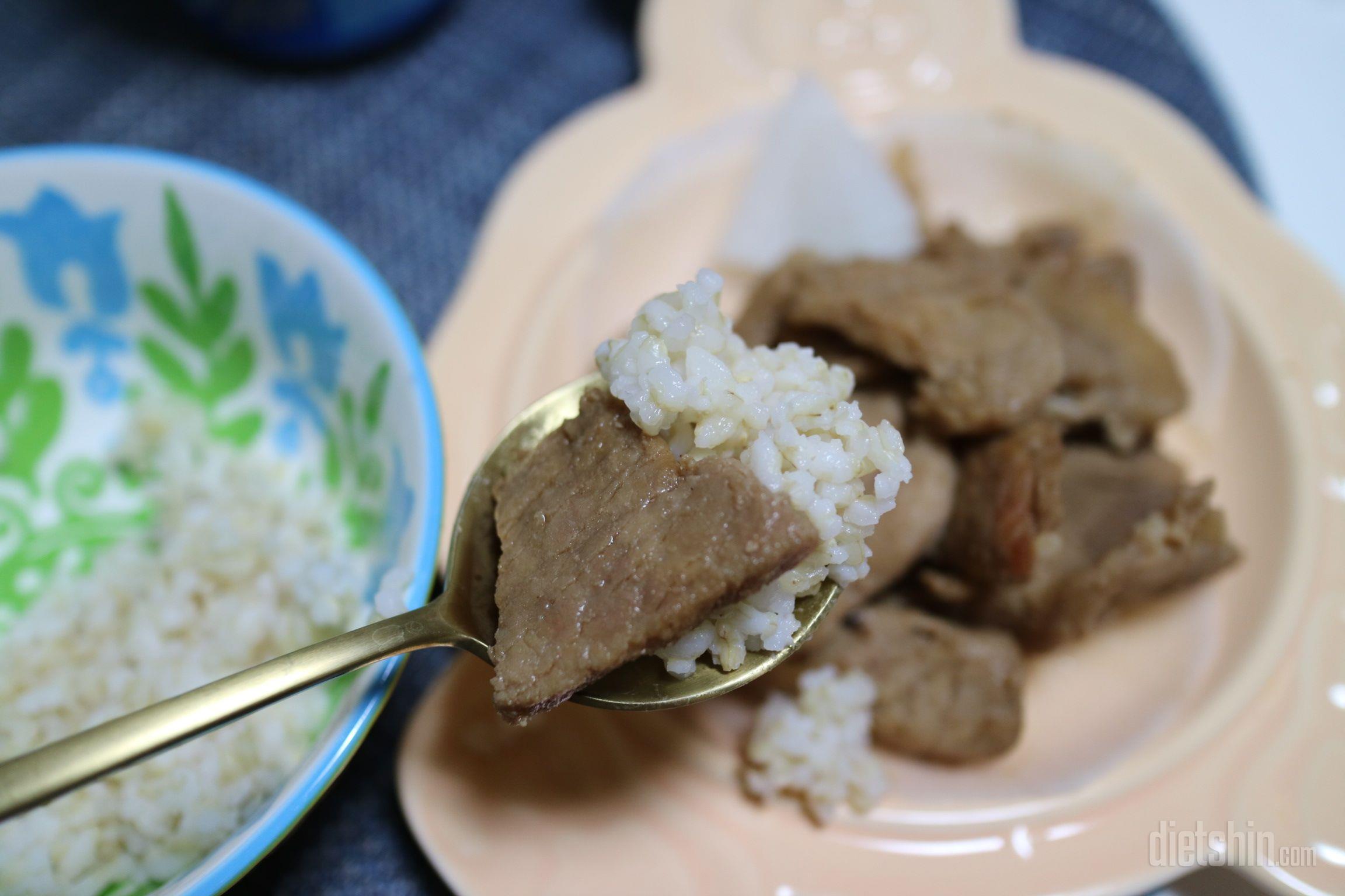 신상품이라 맛보기로 하나만 주문했는데