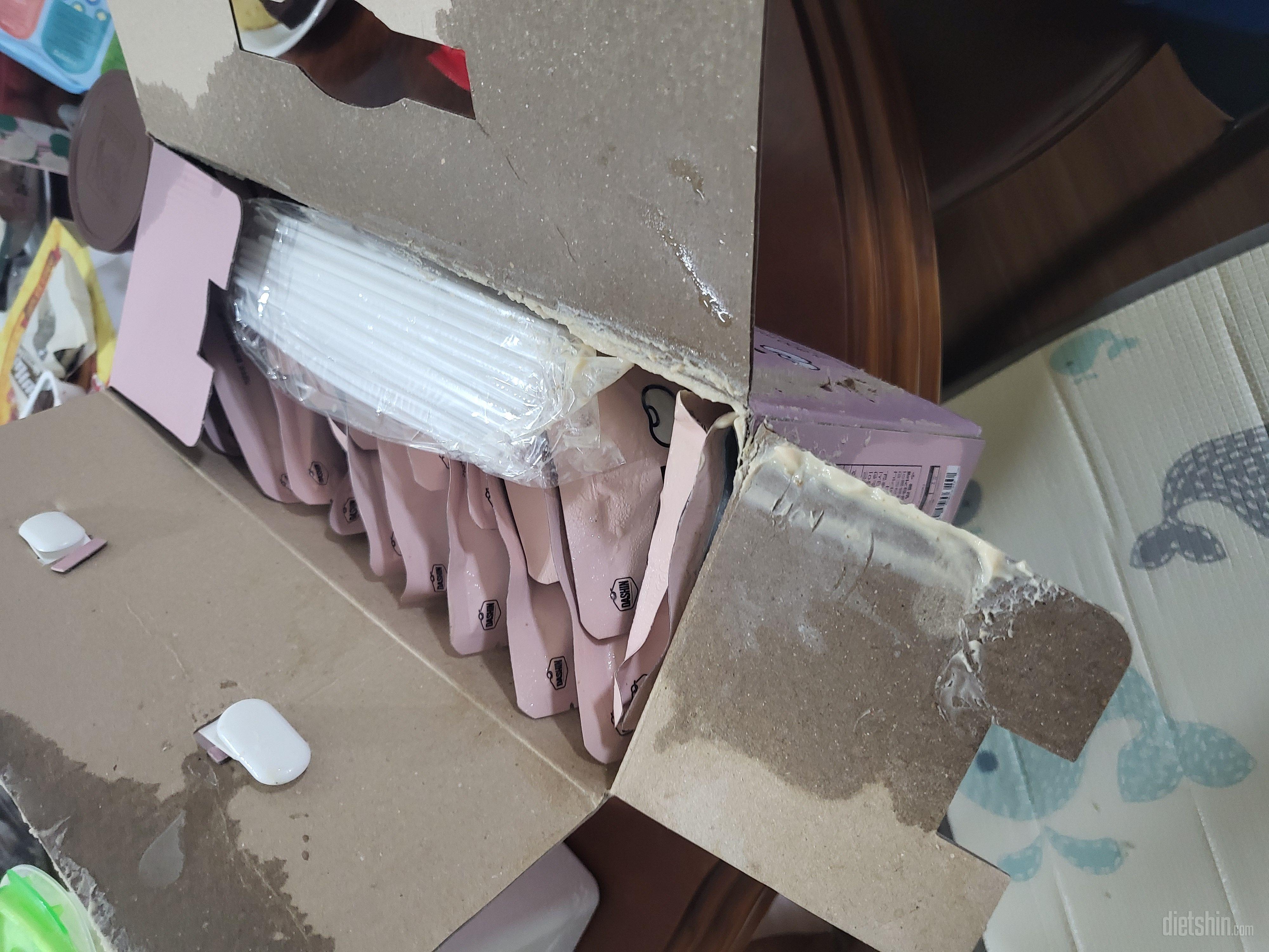 제품 이상없으나 포장 및 배송으로 인