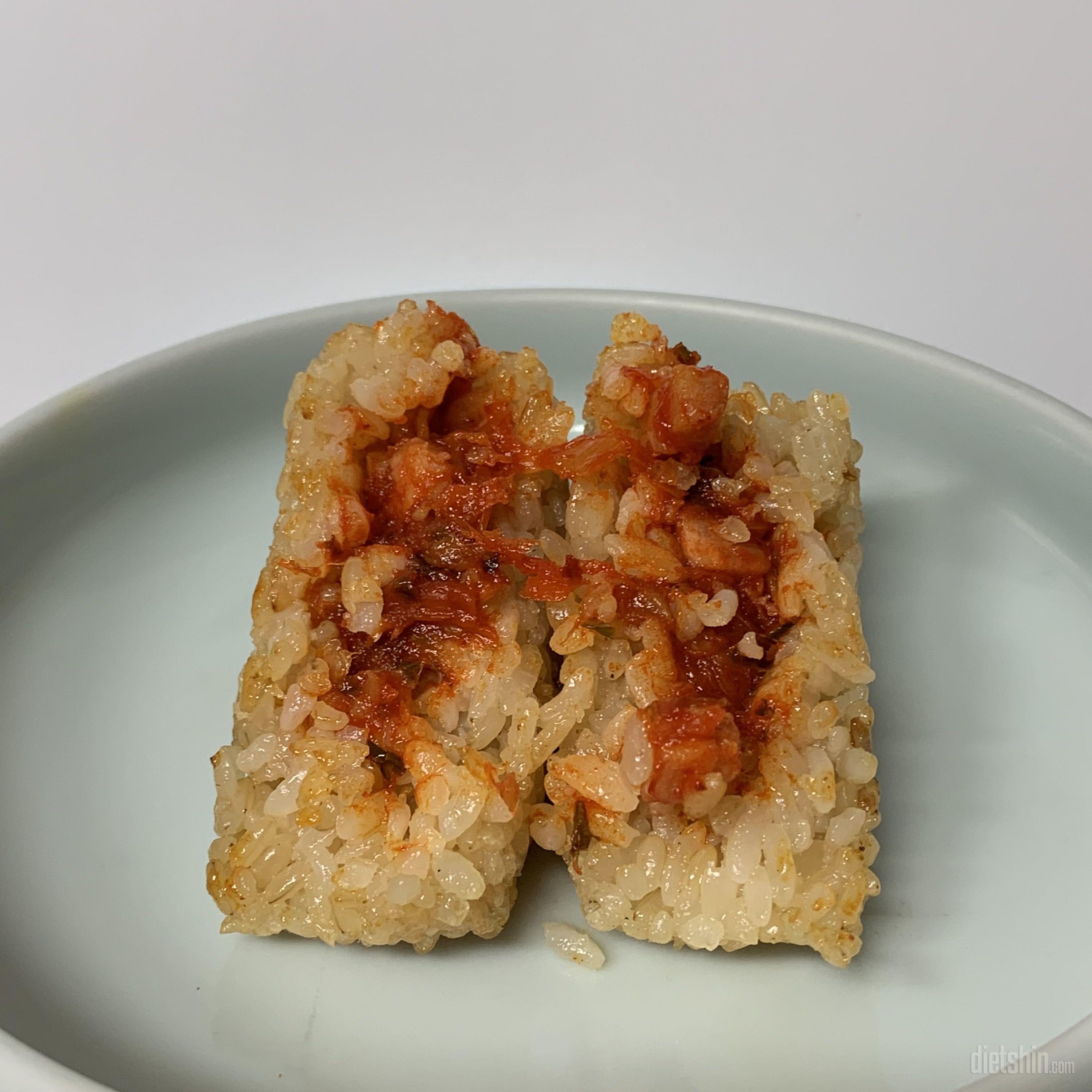 참치>>>볶음고추장>>햄김치
다른