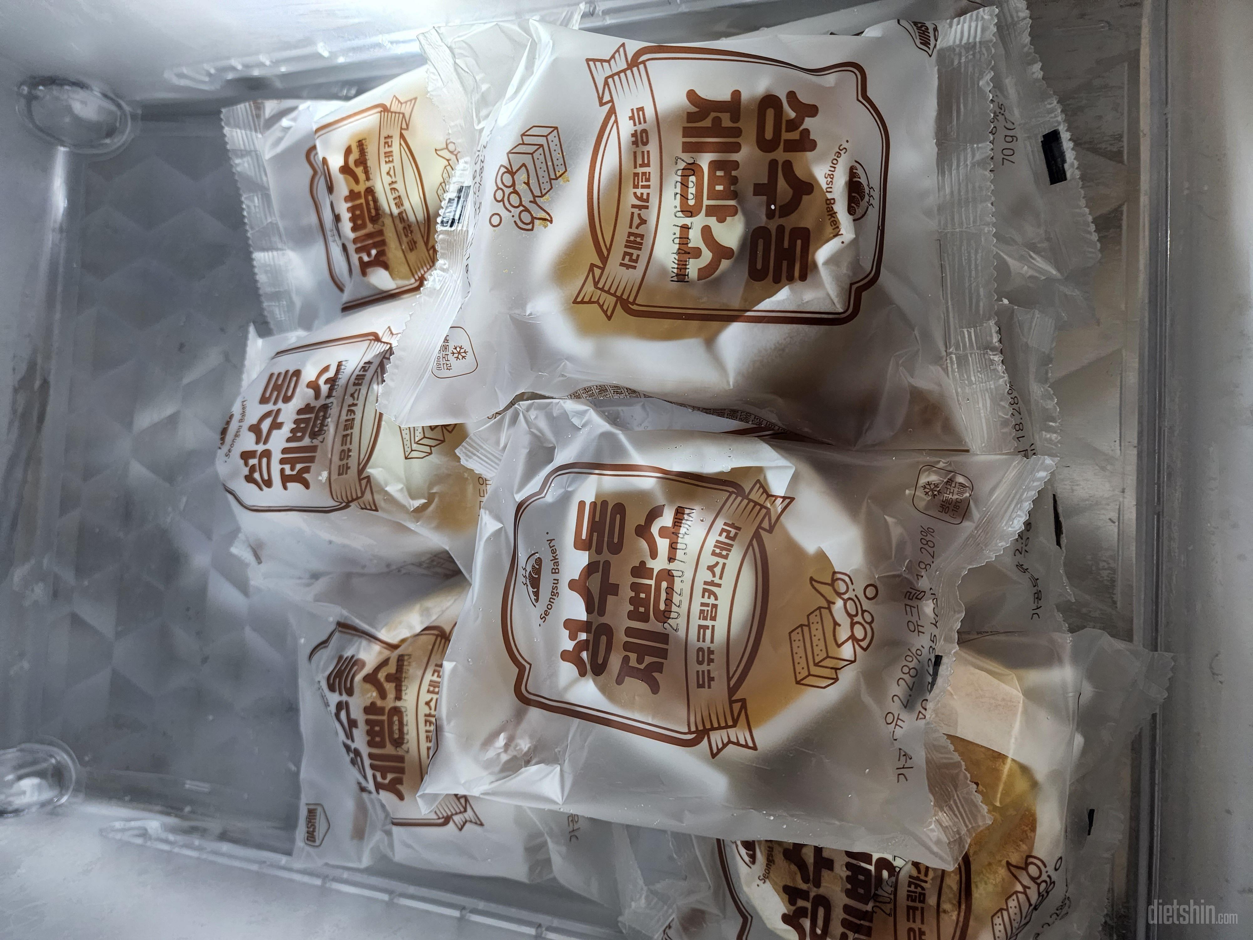 탁배발송에오류가생겨서이제야구매확정하네