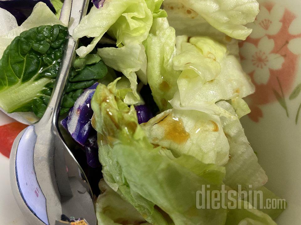 맛잇는 샐러드!! ㅎㅎ