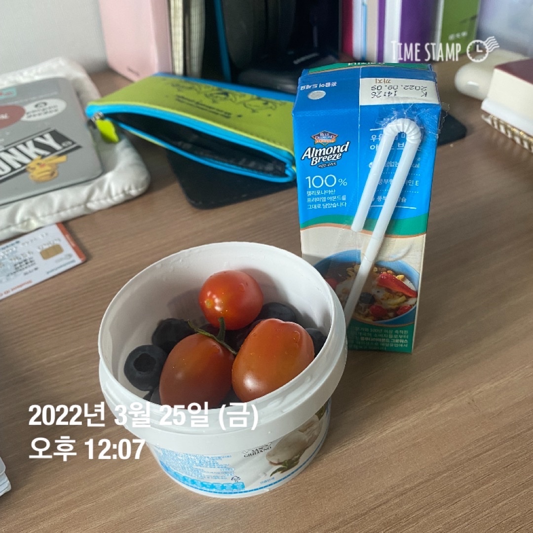 03월 25일(점심 102kcal)