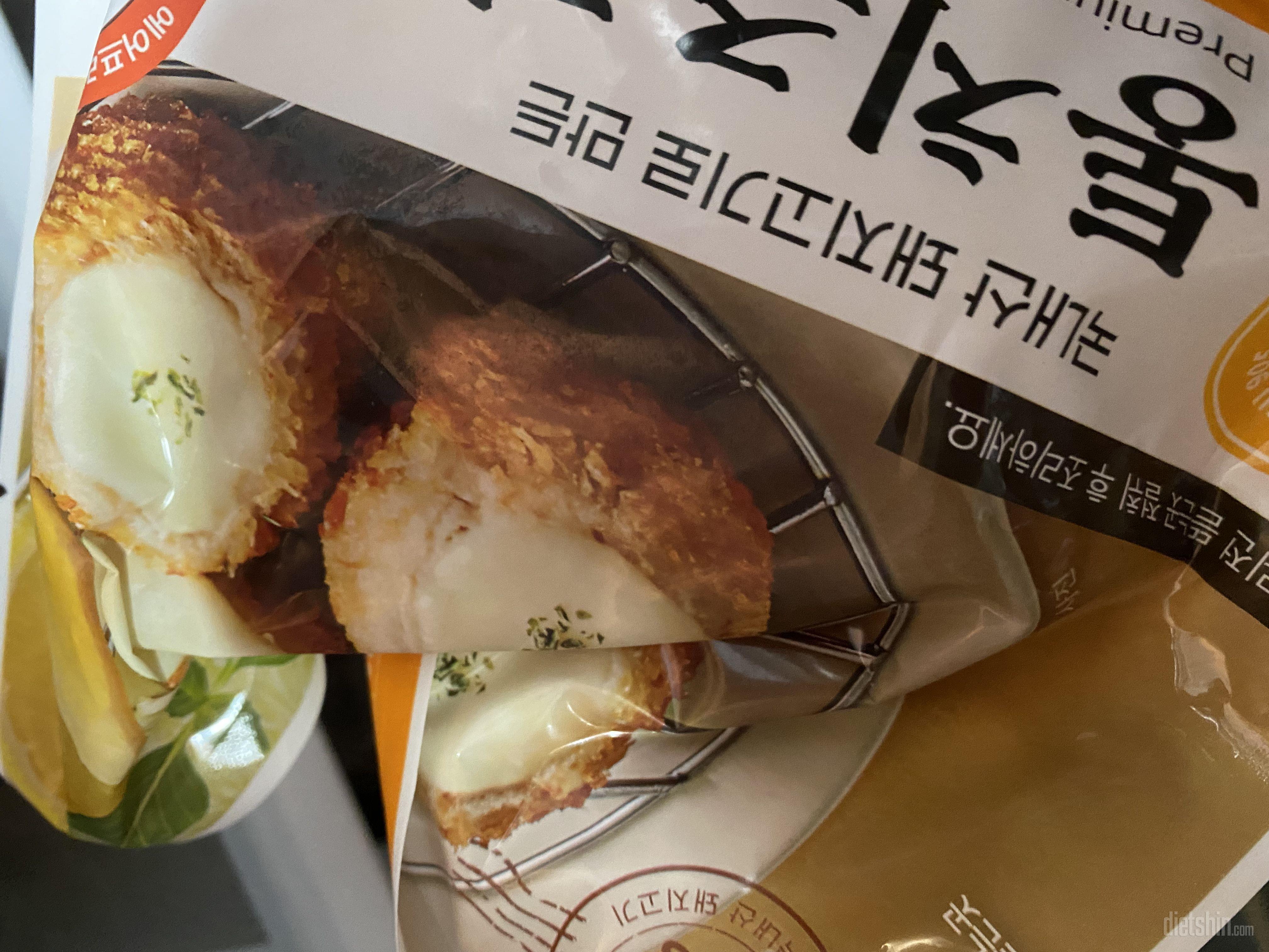 세일해서 구입했어요 맛은 괜찮아요 살