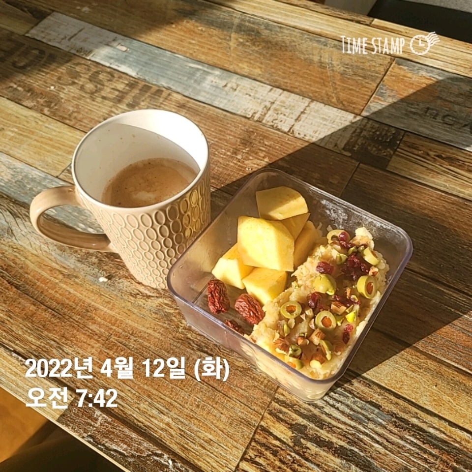 04월 12일( 아침식사 371kcal)