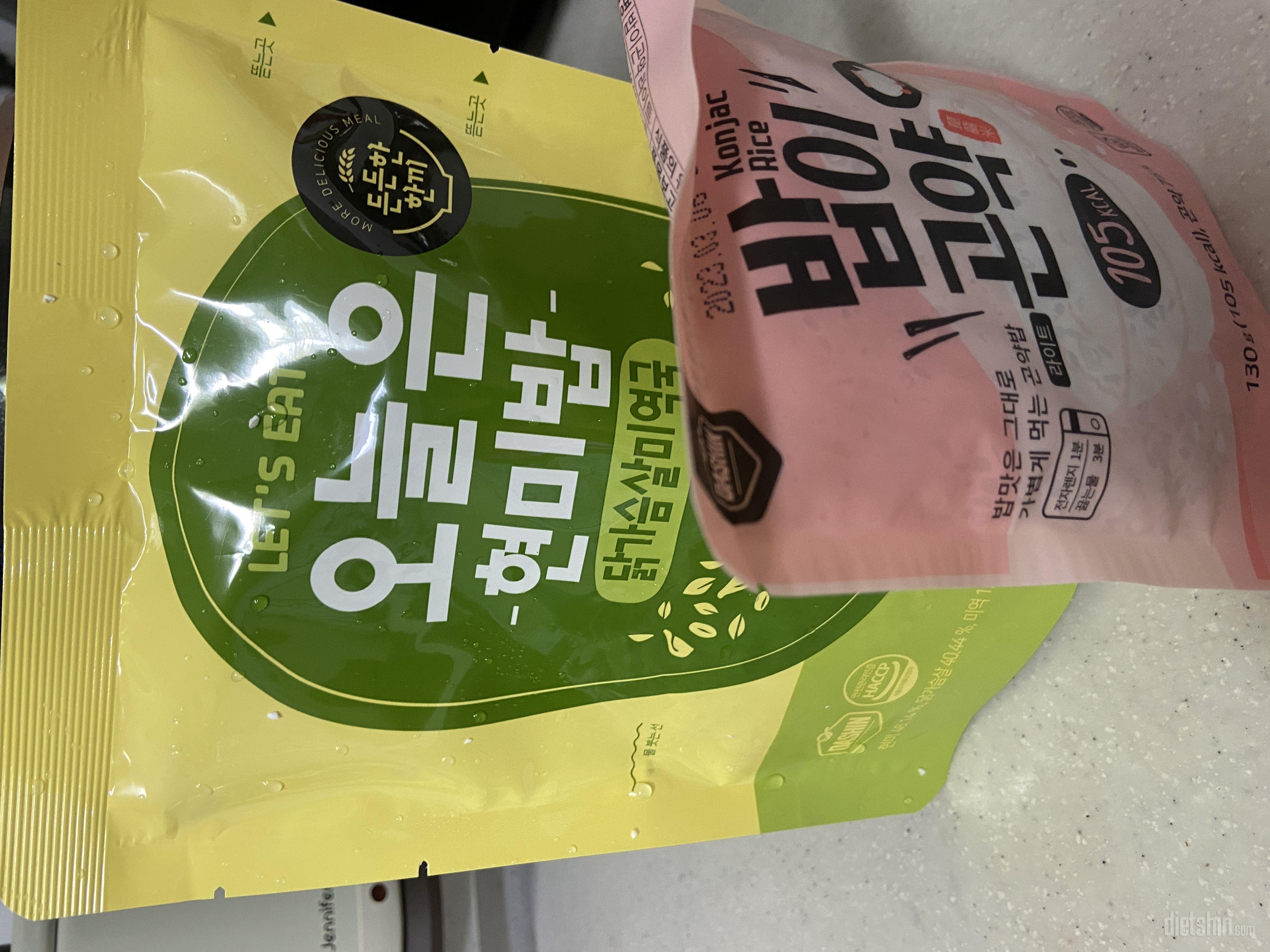 일반 미역국과 다를게없엇어요 맛있어요