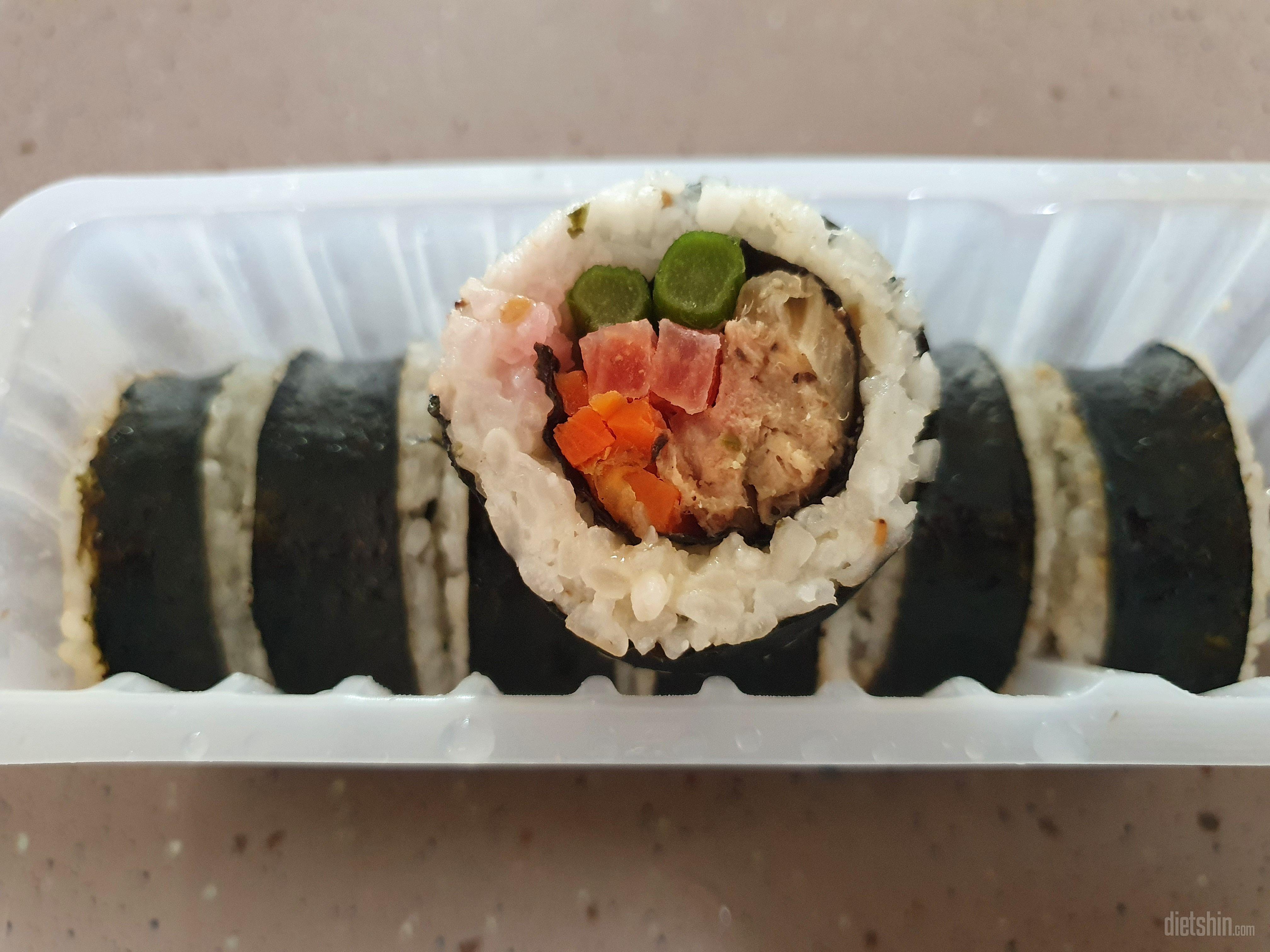 김밥 정말 좋아하는데 맘껏 먹을순 없