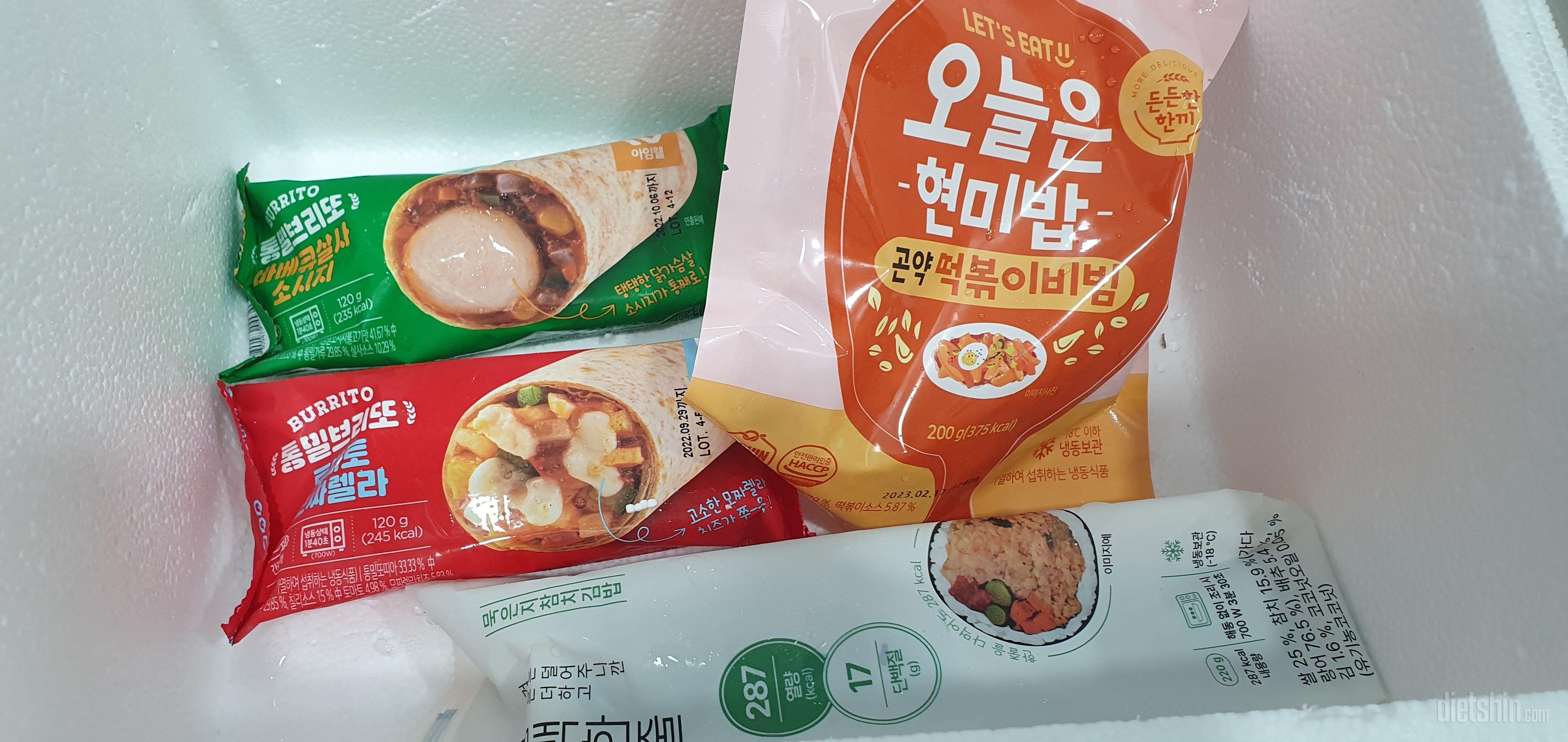 구성이 좋아 구매했어요~~빵도 맛있고