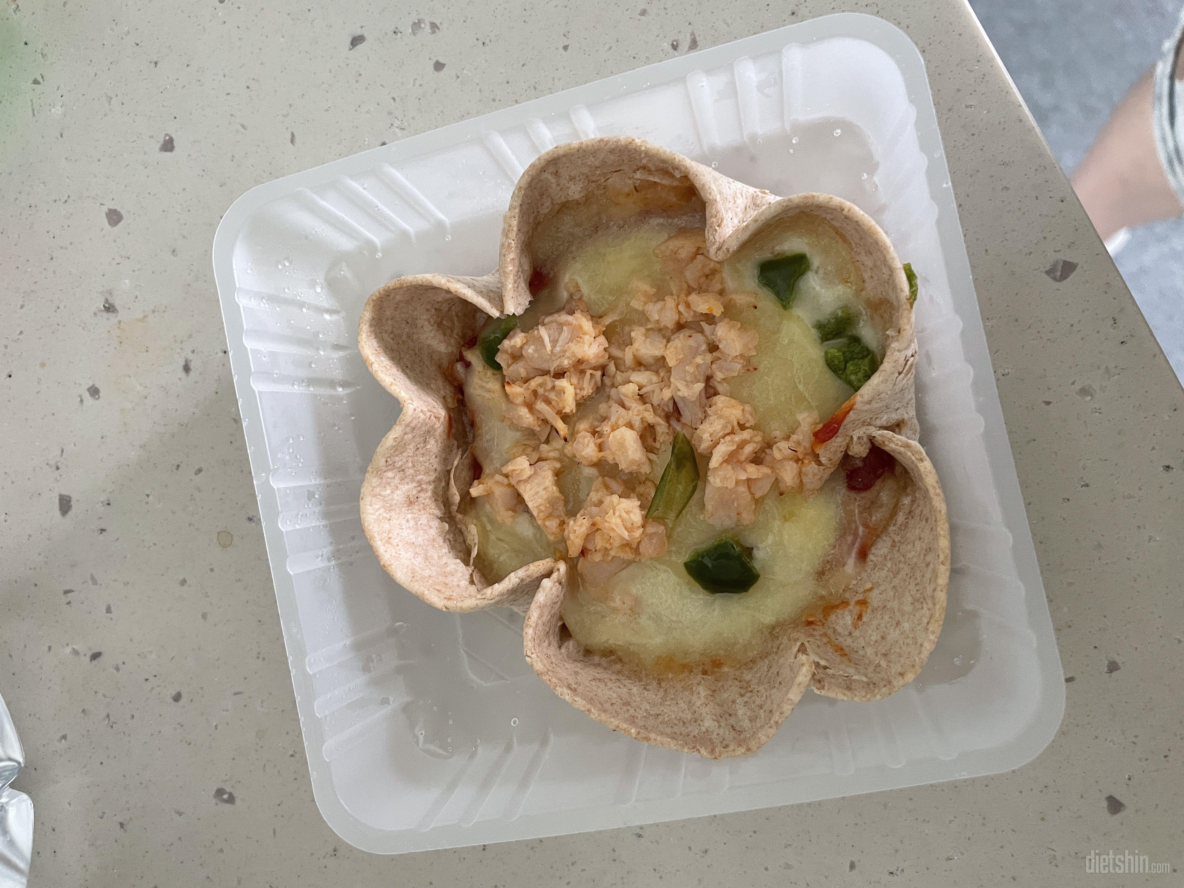 생각보다 작은데 어엄청 맛있어요!
