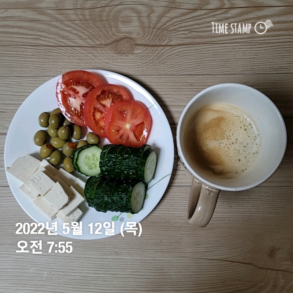 05월 12일( 아침식사 158kcal)