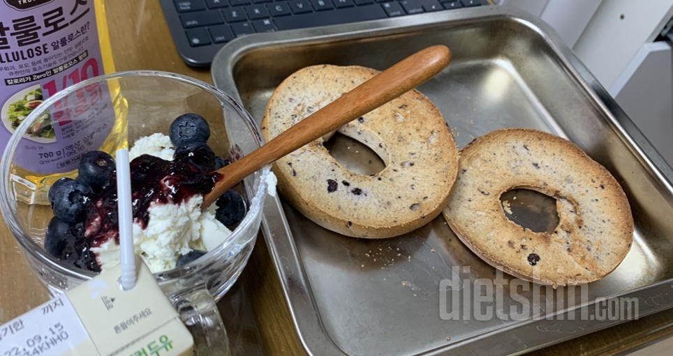 배송도 진짜 빠르고 너무 좋아요
그