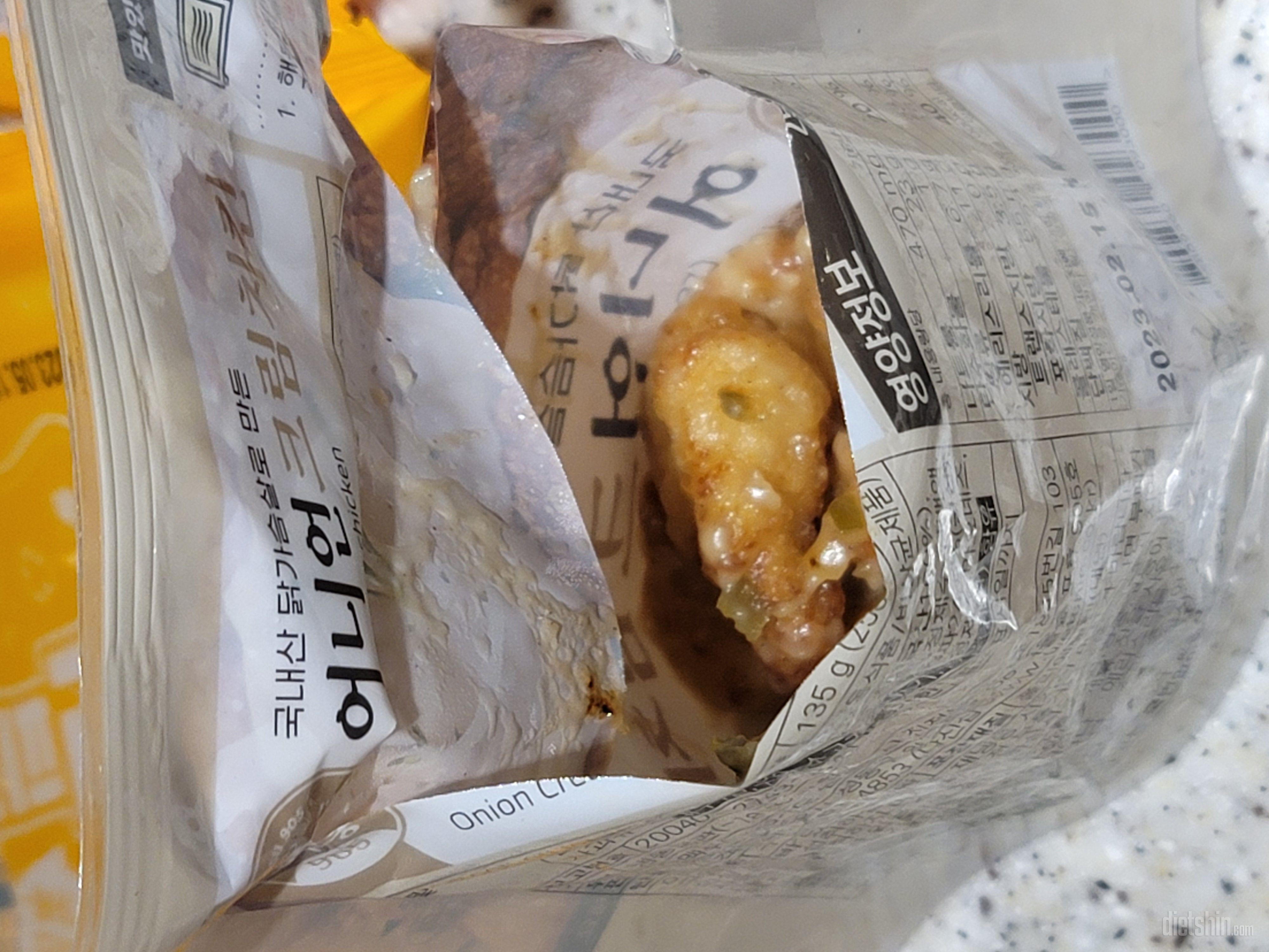 소스가 제입맛에는 약간 짜네요
맛은